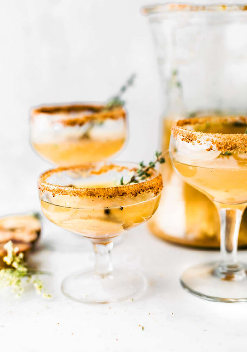 Honey Roasted Pear Sparkling Cocktail/Mocktail