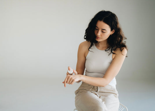 Why Manuka Honey Is Used in Natural Skincare Formulations