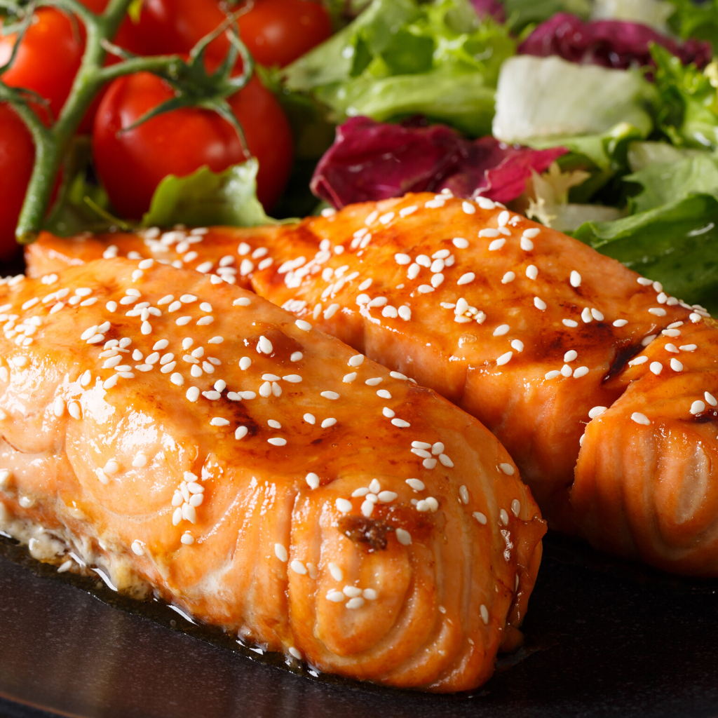 Mānuka Glazed Salmon Salad