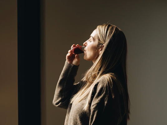 Manuka Honey & Digestion: Understanding Why It’s Different