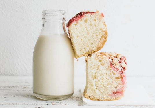 Honey Milk Hot Tea with cake